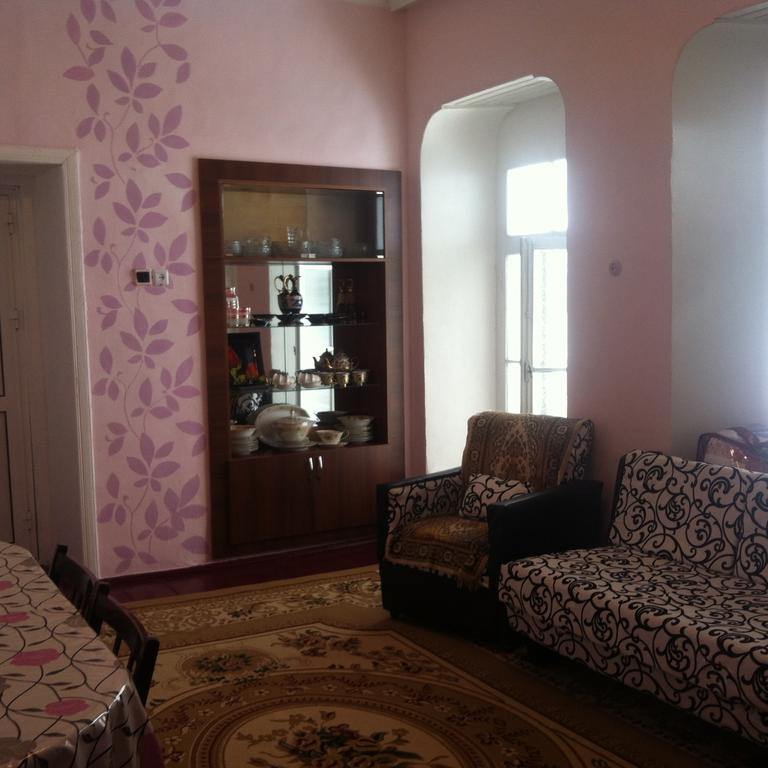 Ilgar'S Hostel Şǝki Eksteriør billede