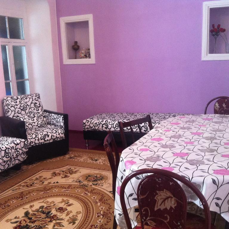 Ilgar'S Hostel Şǝki Eksteriør billede